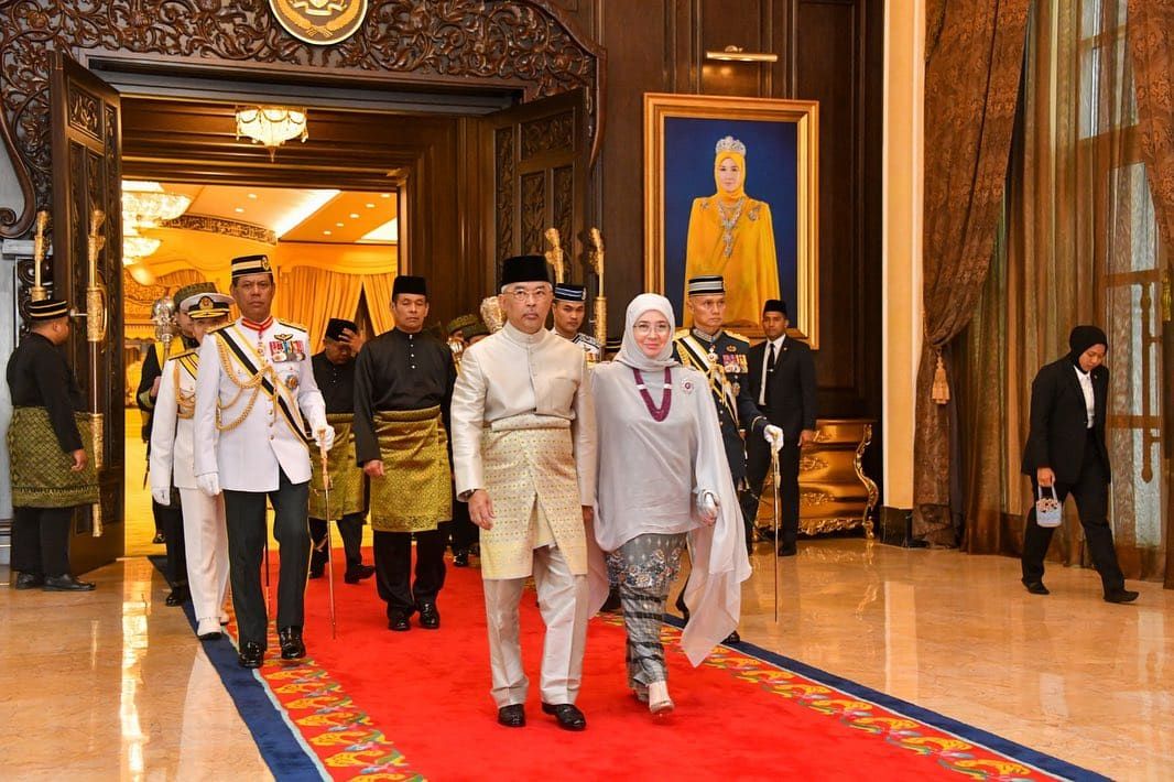 元首伉俪献屠妖节祝福 带来和平幸福健康之光