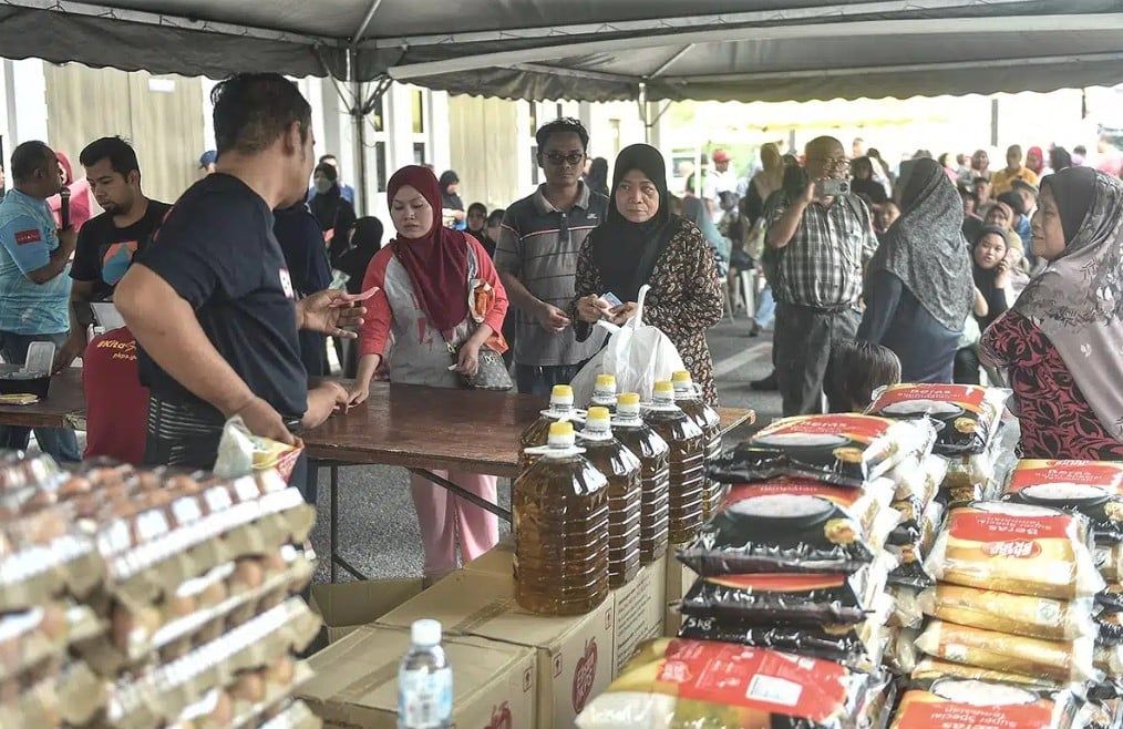 慈悯市集今早金銮.士文达大平卖  当地居民千万别错过哟！