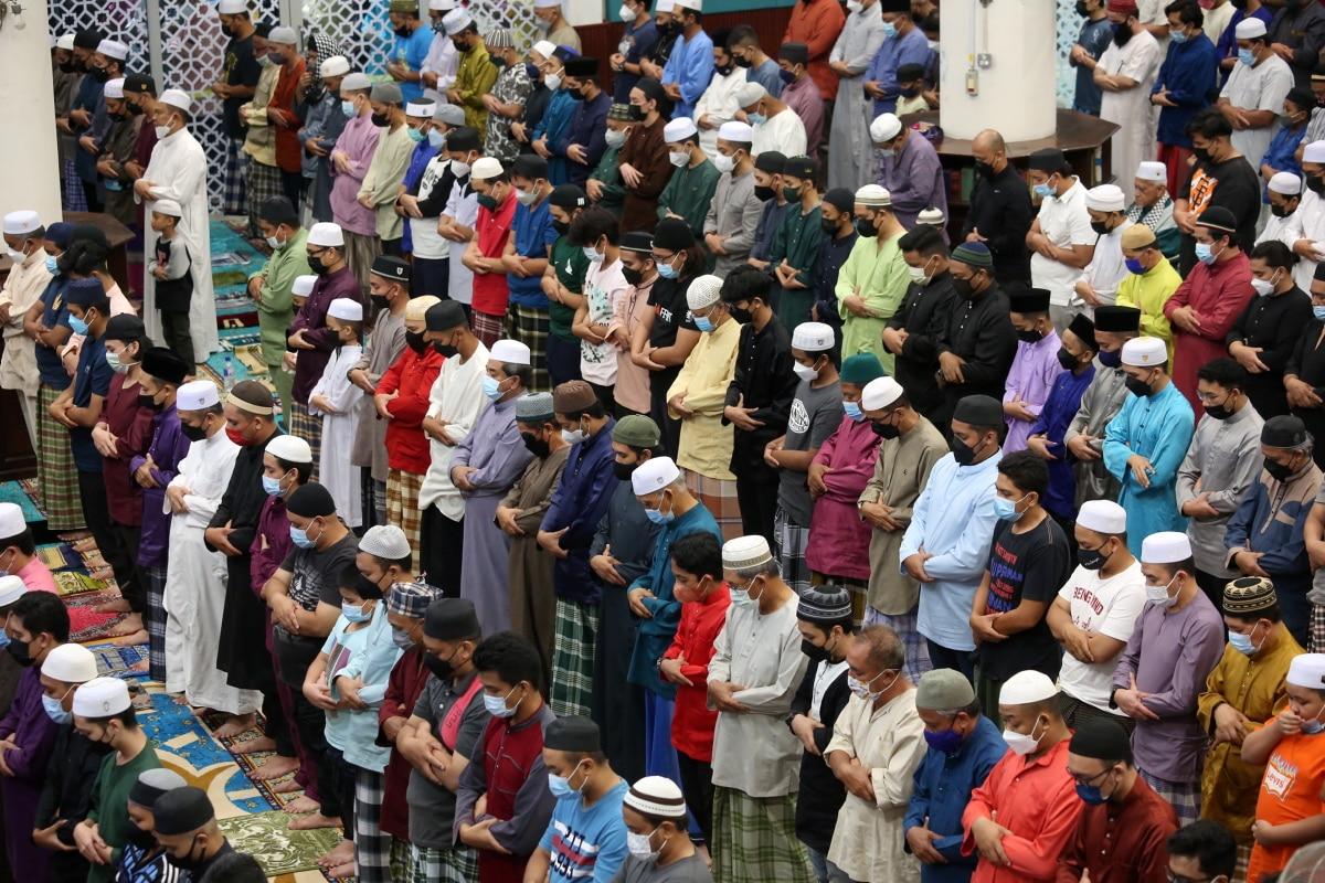 Selangor larang guna imam luar negara, cadang pelajar tahfiz pimpin solat tarawih