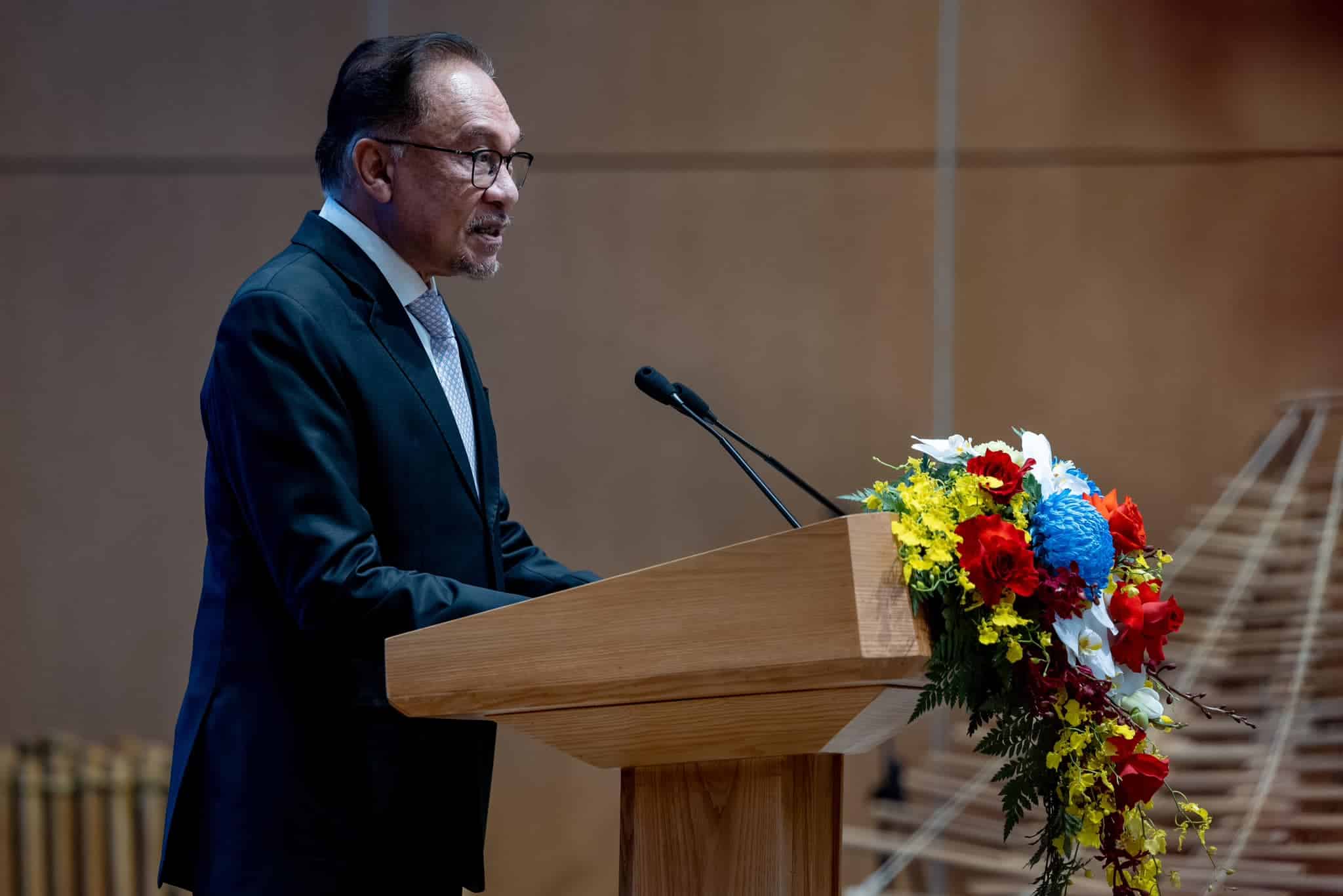 Anwar hails UN resolution against Quran burning in Sweden