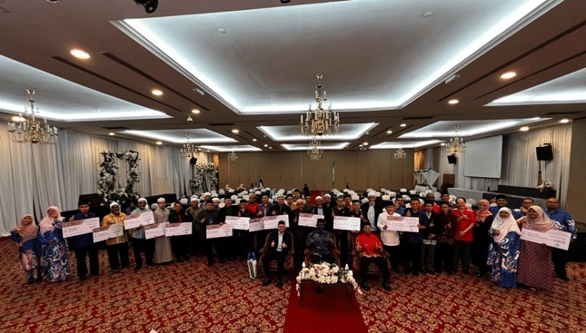 Mais sumbang RM88,400 kepada 25 pusat pengurusan pengislaman, bantu ringankan beban