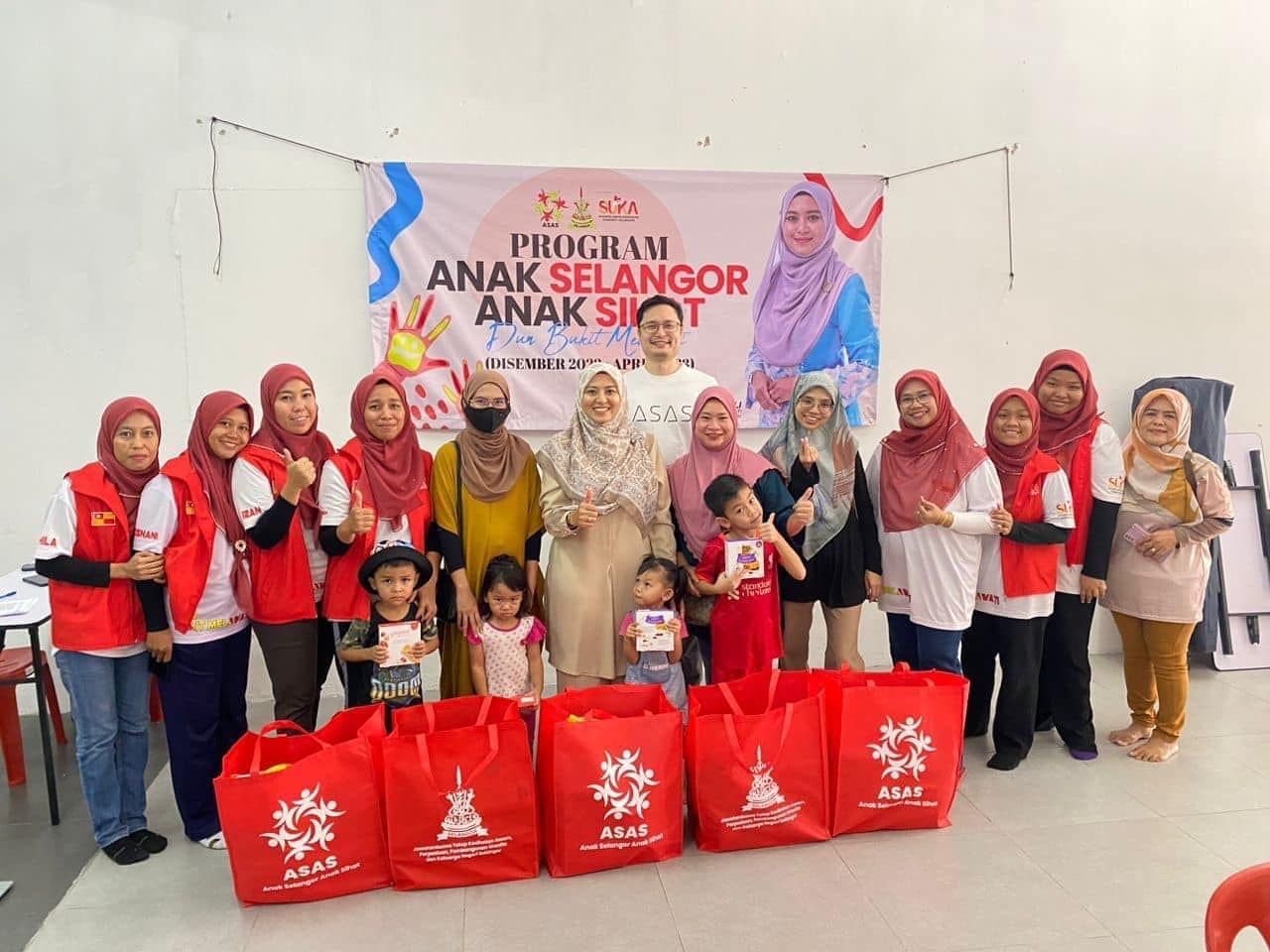 2,800 சத்துணவுப் பாக்கெட்டுகள் வழங்கப்பட்டன - அனாக் சிலாங்கூர் அனாக் சிஹாட்