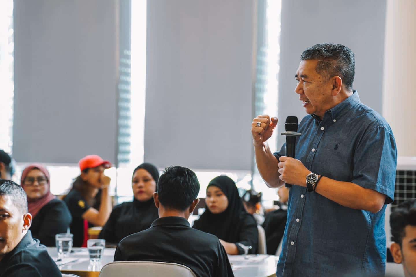 No plans to compel large companies to join Payung Rahmah initiative — Minister
