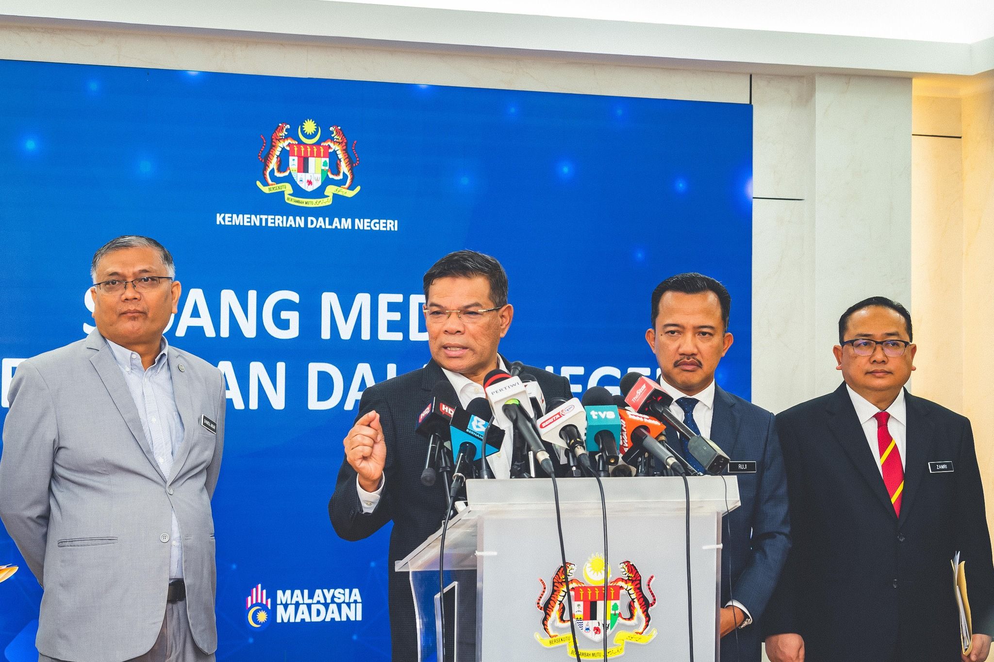 改由41级官员发拒绝入境通知 内长：回程餐饮费被误为索贿