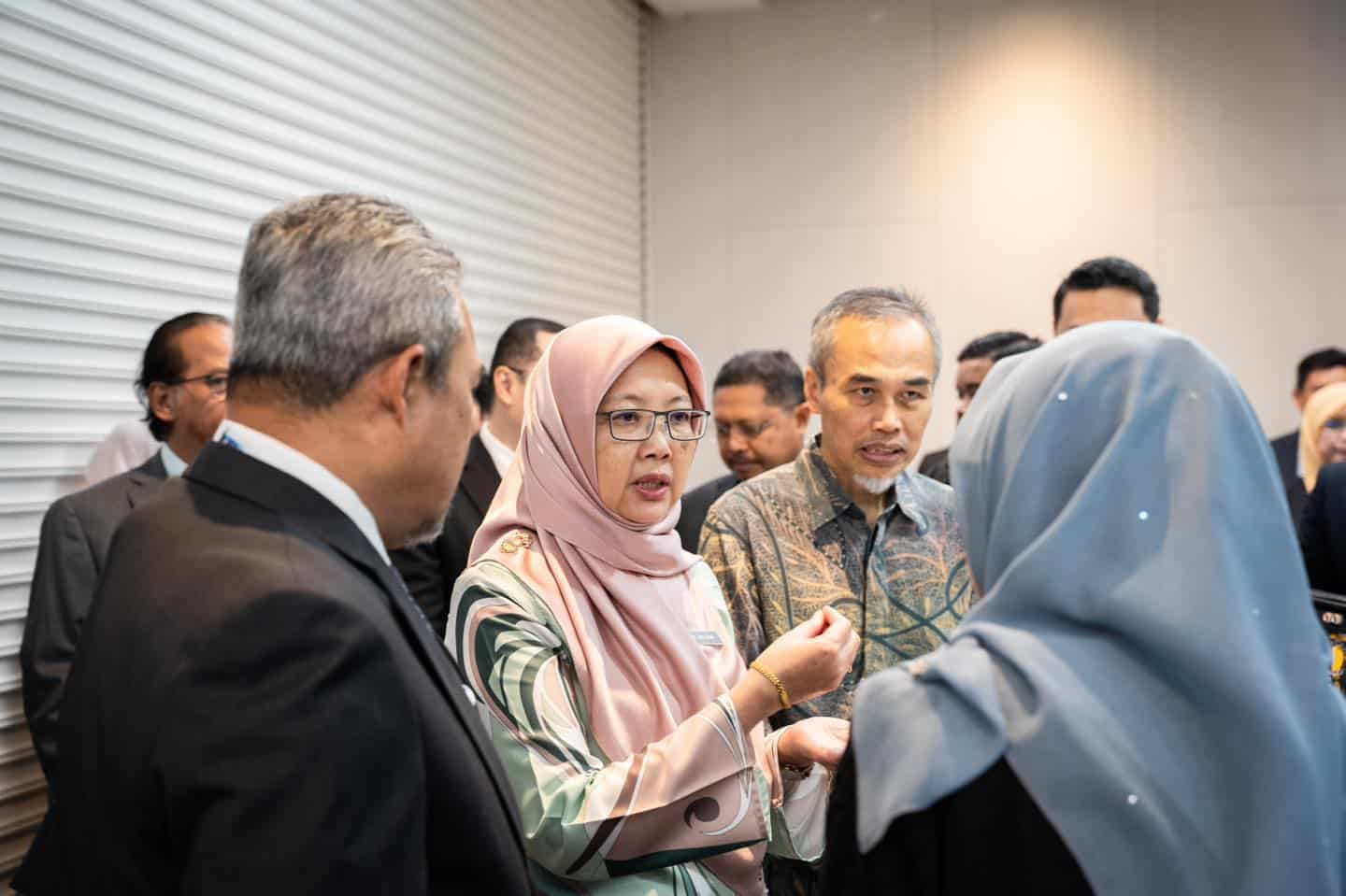 MOH aiming for all clinics to have X-ray, lab service — Dr Zaliha