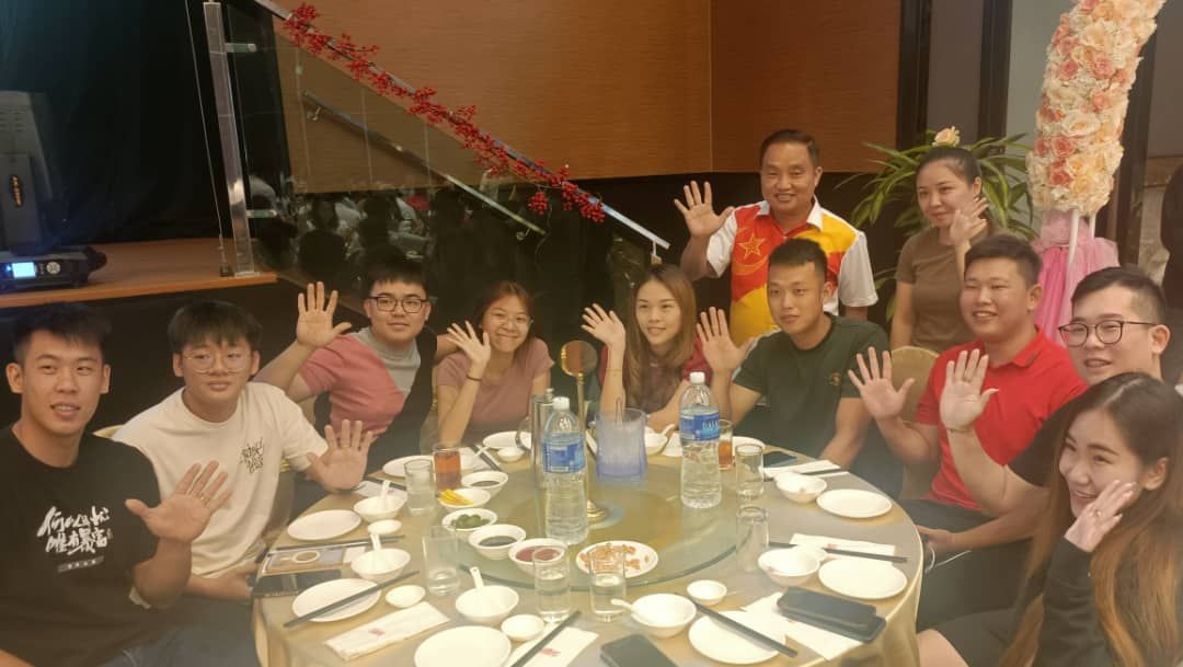 适耕庄乡镇华丽转身   华团领袖赞黄瑞林功不可没