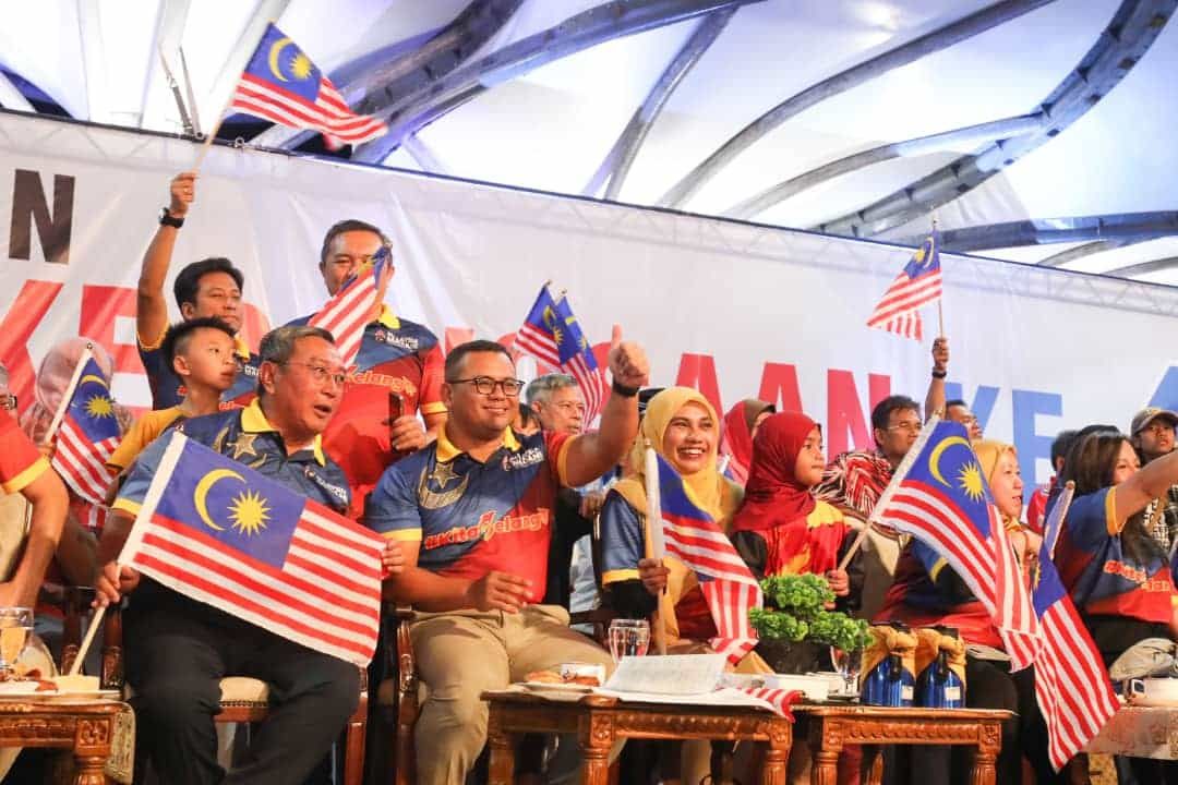 阿米吁全民团结应付挑战 搞好经济捍卫和谐