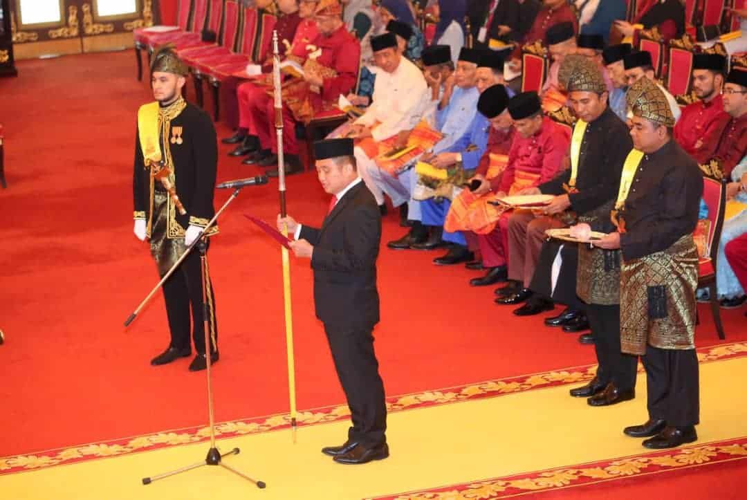 19年朝野议员资历    黄瑞林任行政议员更上一层楼