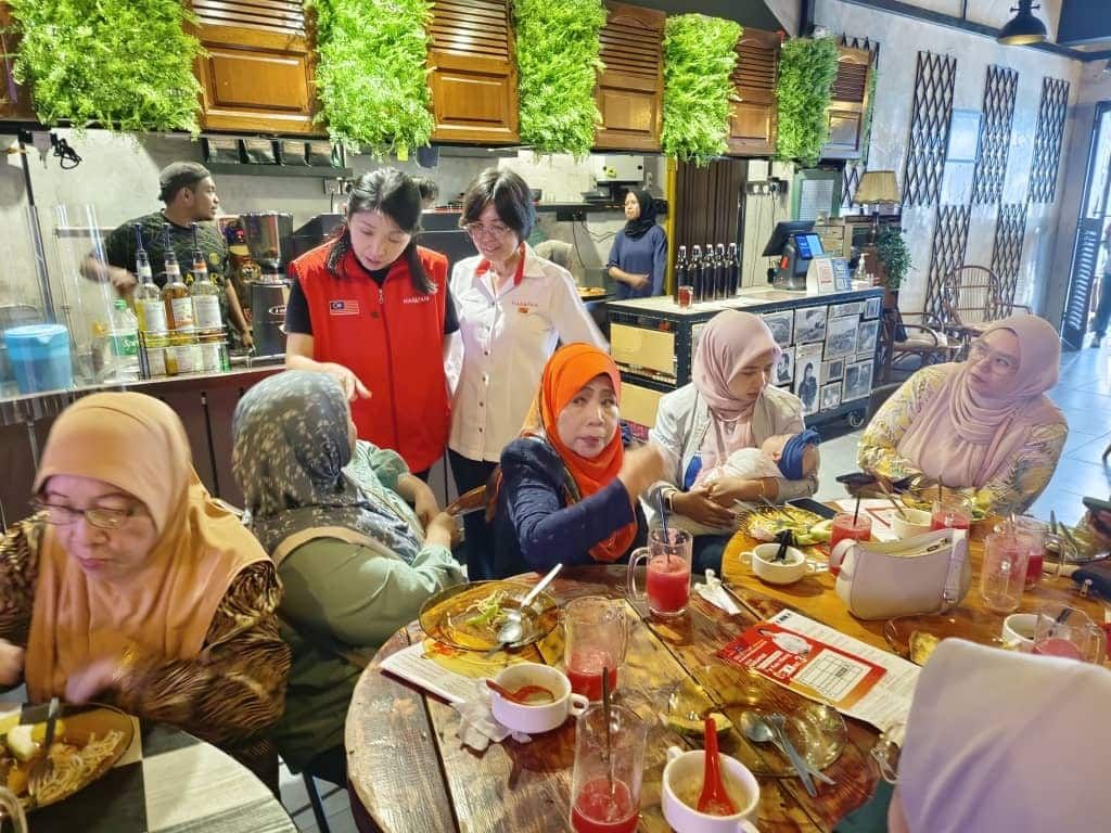 希盟与国阵妇女组  携手捍卫新古毛州席