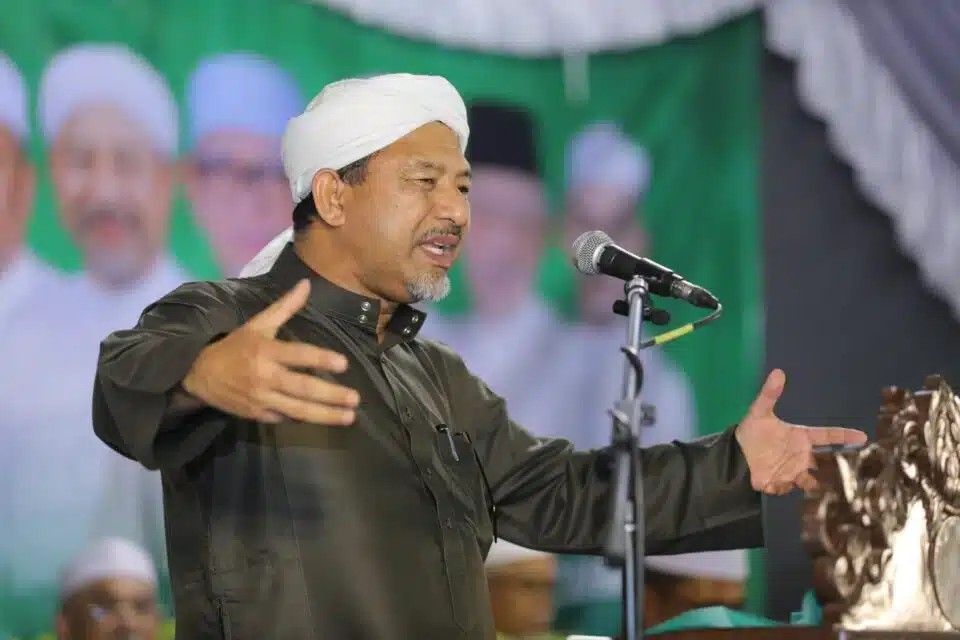 纳苏鲁丁搭档法兹里 今宣誓任丹州正副大臣