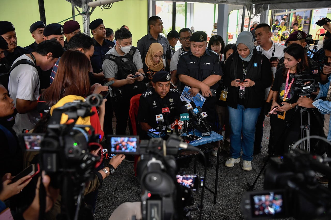 Police confirm provocation incident at district police headquarters