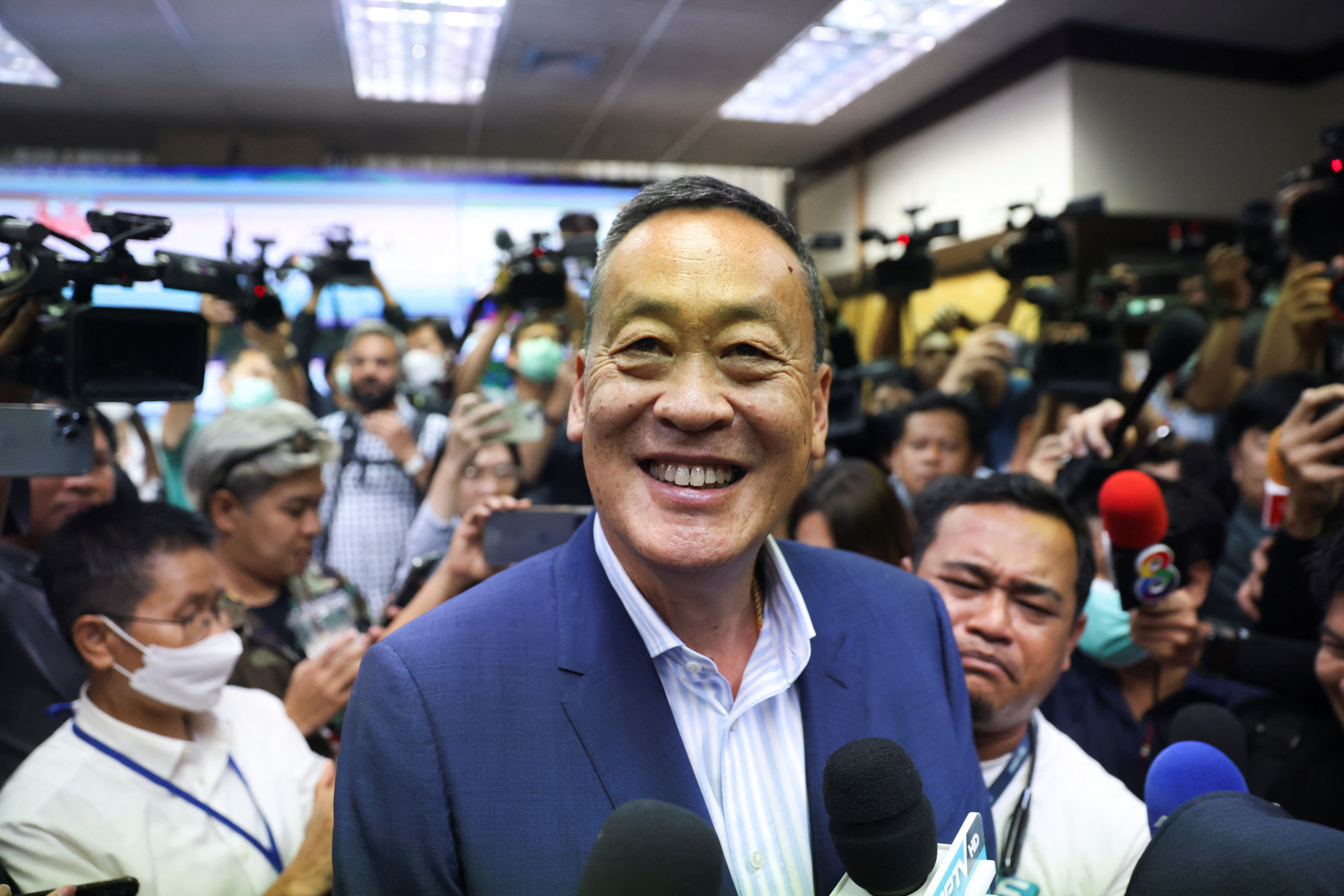 Thailand's new PM Srettha takes office after royal endorsement