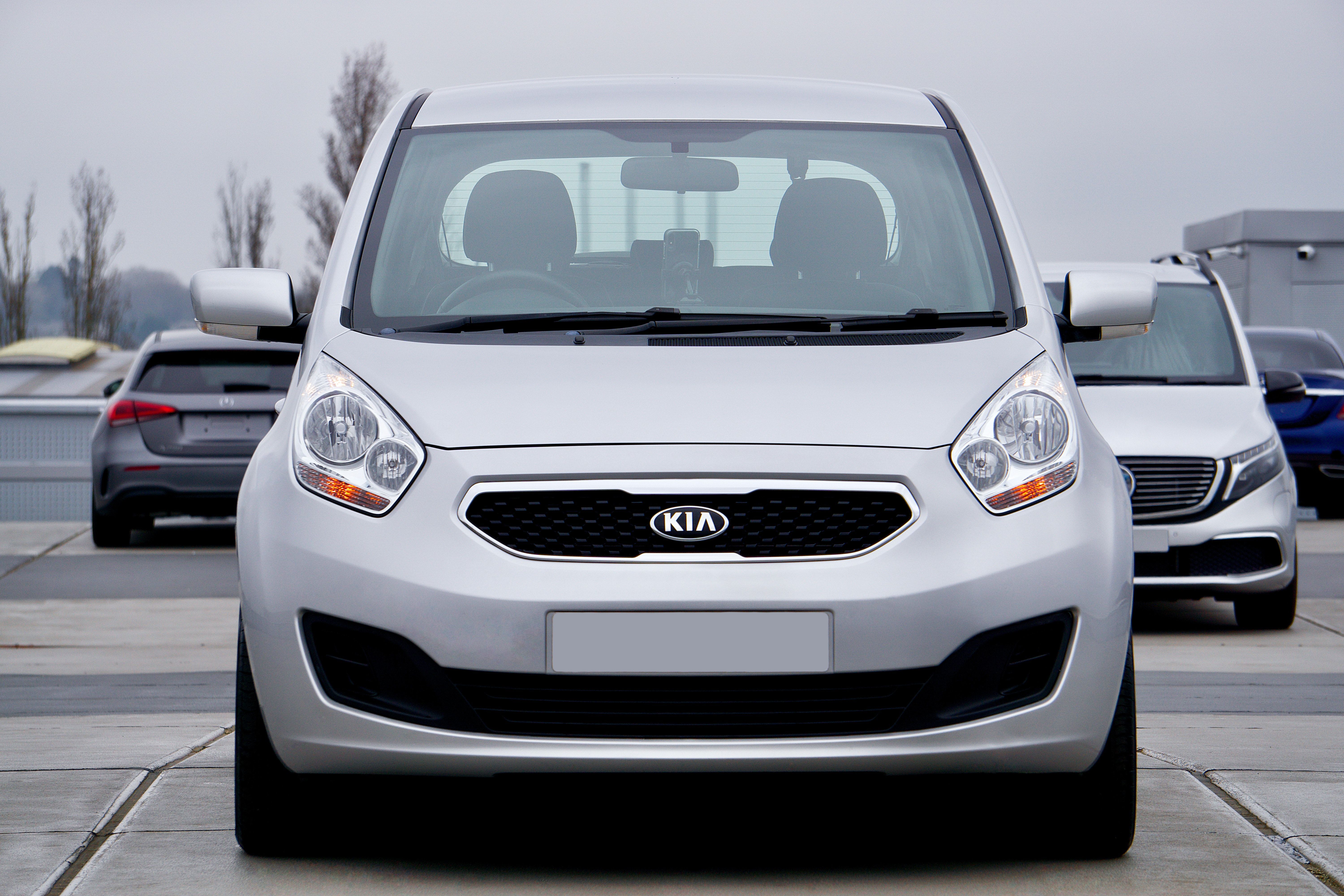 Eight S. Korean carmakers to recall 14,000 vehicles over defects