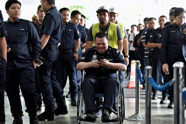 6州选和瓜登补选：上午10时投票率逾34%