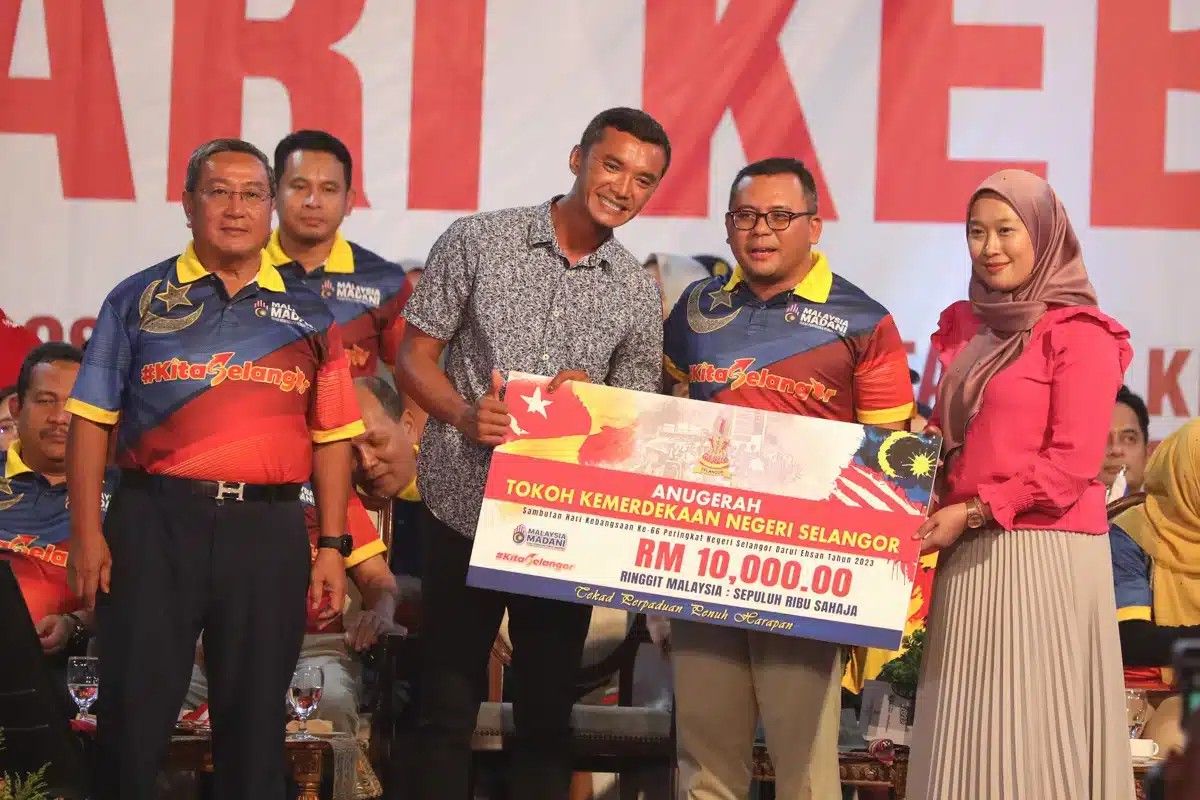 War hero Lt Adnan awarded Tokoh Kemerdekaan Selangor