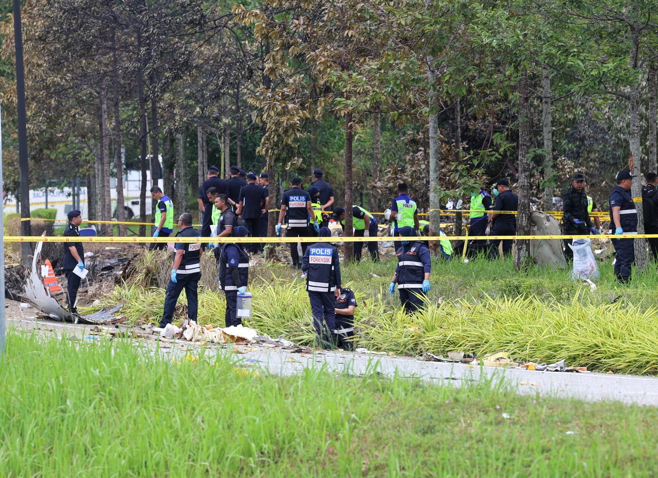 Elmina tragedy : Plane crash investigation expected to take a week — Expert