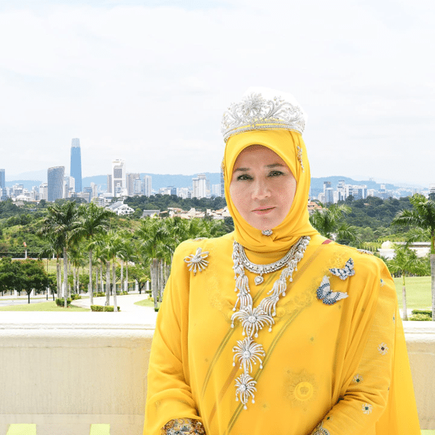 Istiadat konvokesyen UiTM diceriakan dengan nyanyian ulang tahun Raja Permaisuri Agong