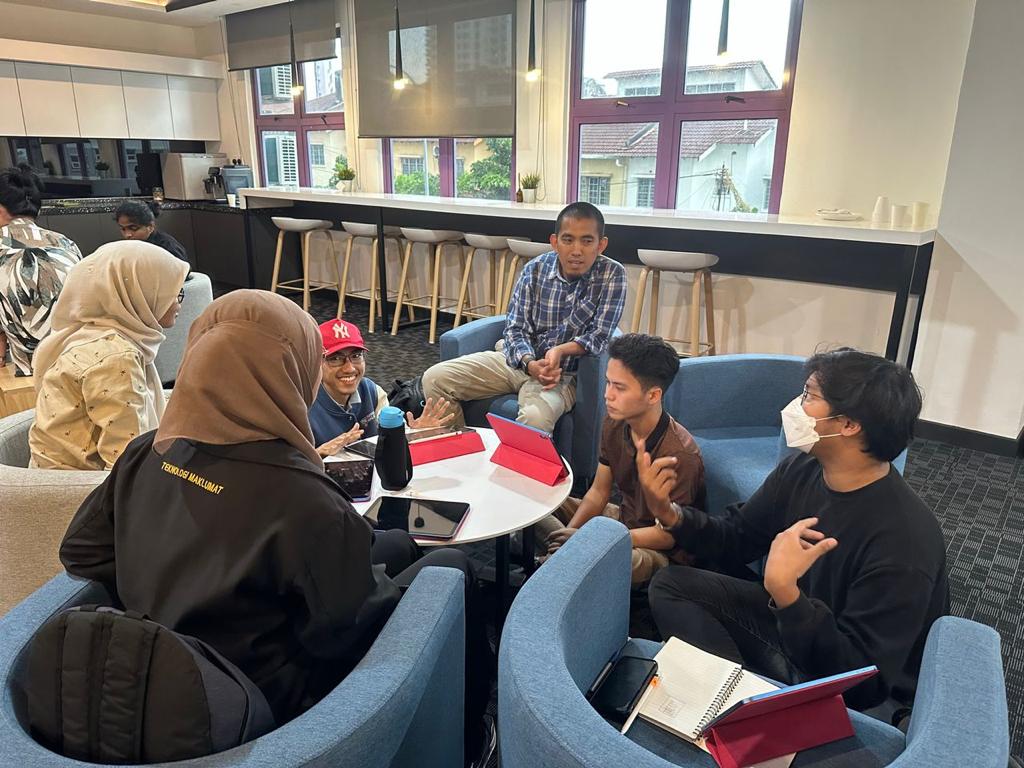 STDC anjur kursus Apple secara percuma untuk anak Selangor