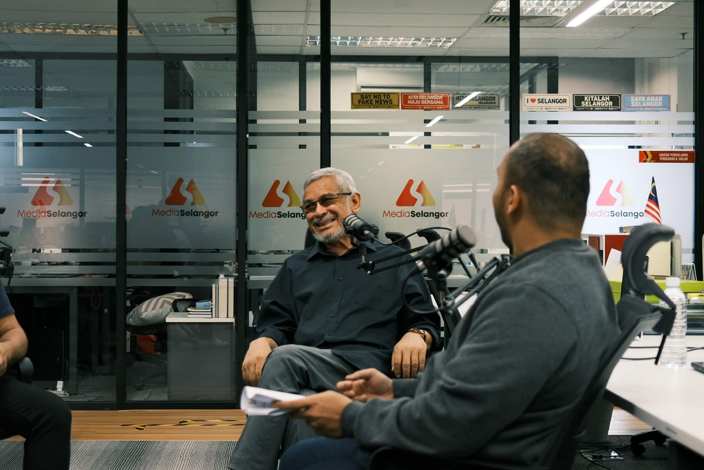 Azmin, Rina's candidacies show PN lacks quality — Khalid Samad