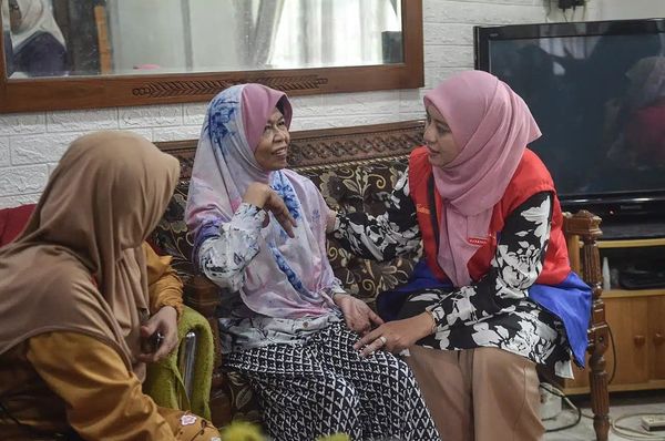 祖华丽雅宣布淡江竞选宣言 冀为妇女提供法律援助