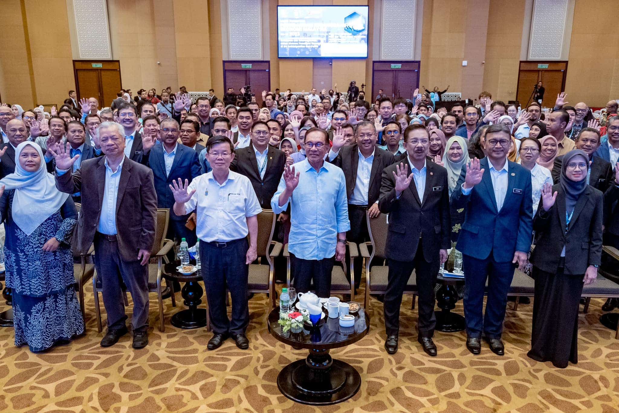 年轻选民影响国家政治及未来 安华促明智投选确保前景光明