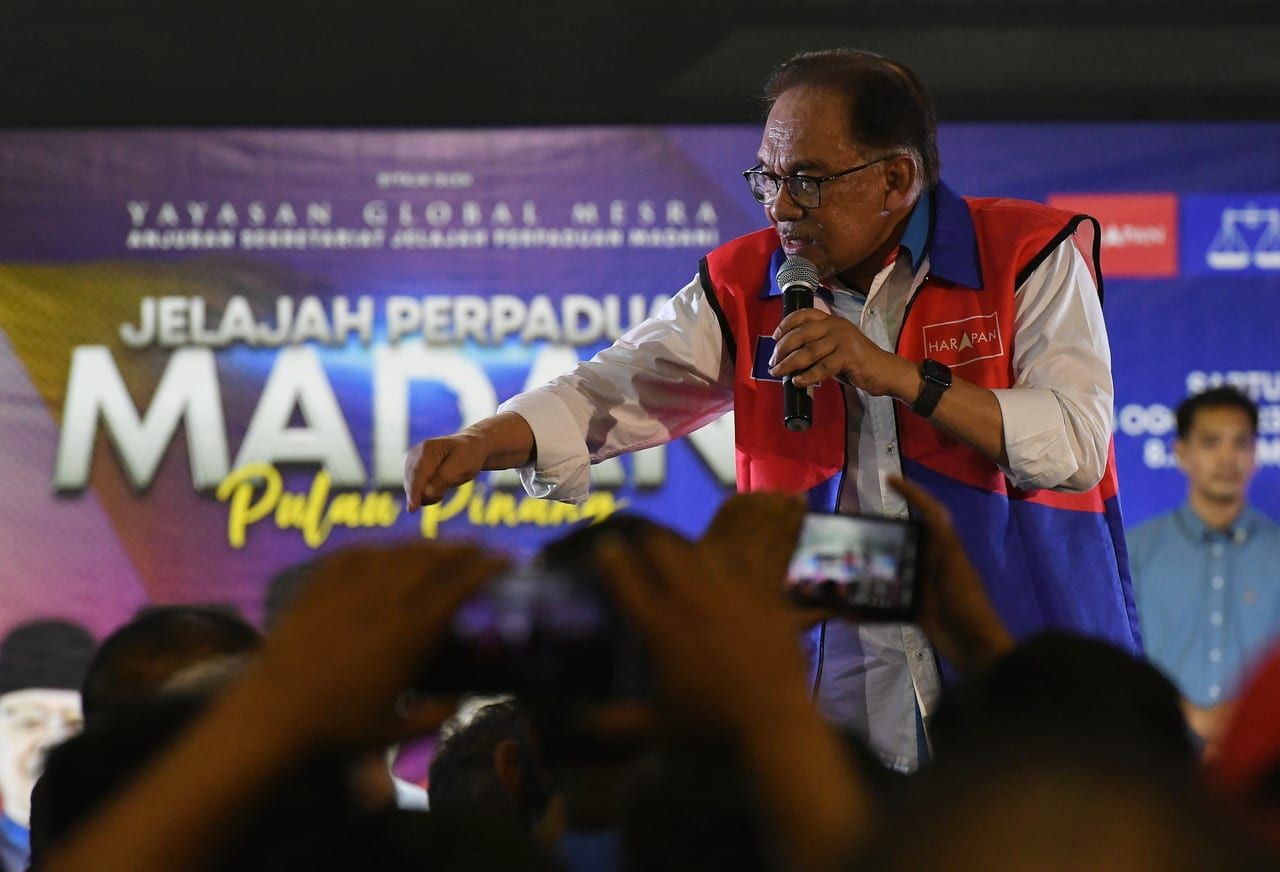 Anwar aims to turn Malaysia into a great economy in six years