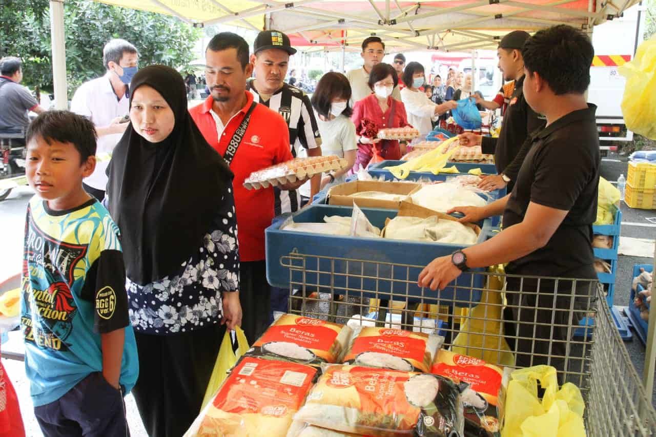 Susulan permintaan tinggi, PKPS tambah kuantiti barangan JER di Sepang