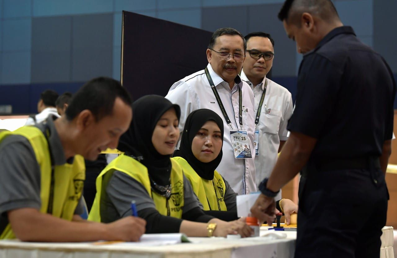 6州选和瓜登补选提前投票：早上11时 投票率逾50%