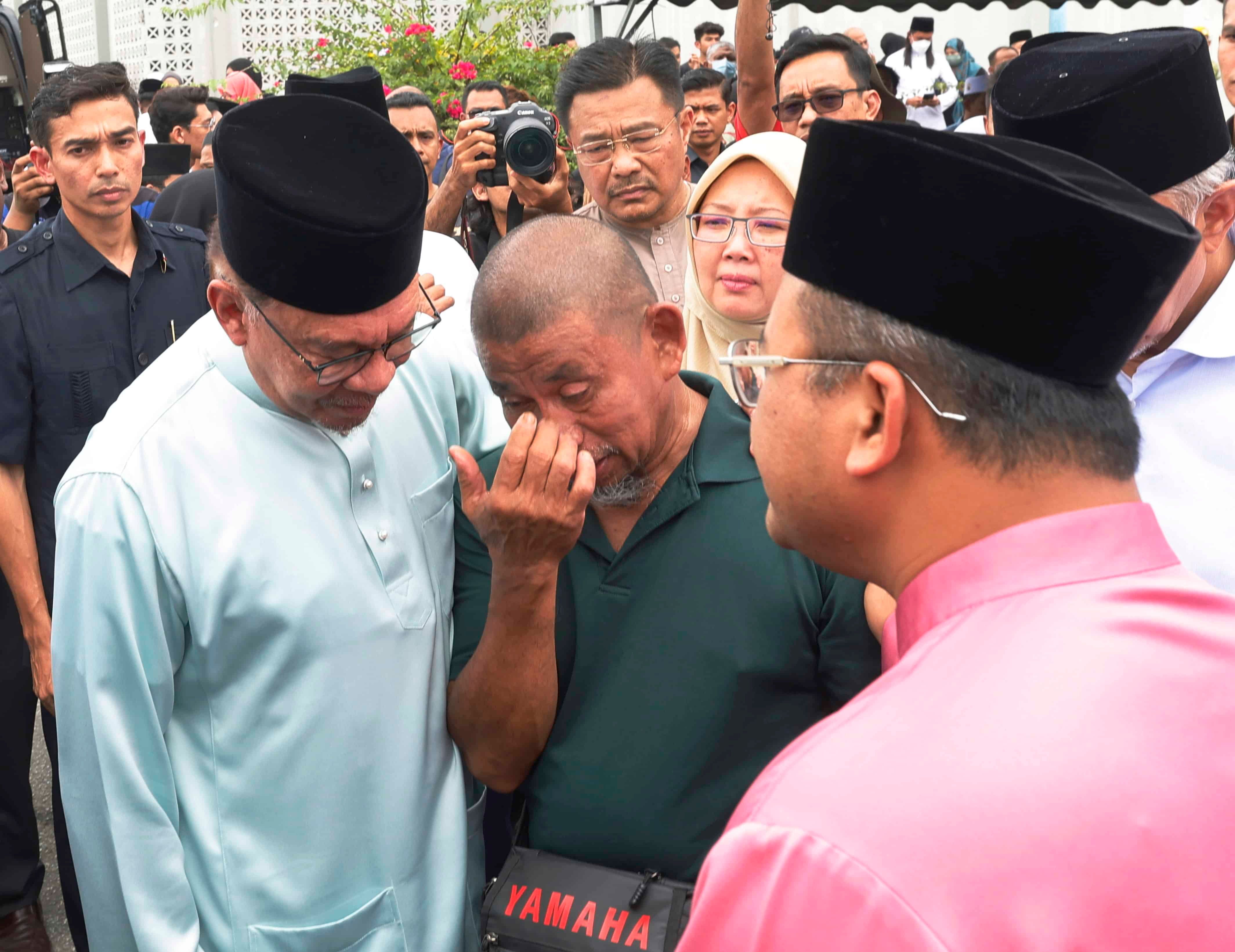 PM: Kerajaan bantu ringan beban keluarga mangsa nahas pesawat, mudahkan urusan jenazah