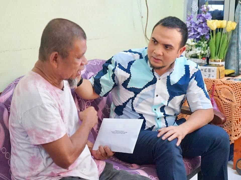 政治秘书探访坠机罹难者家属 首相冀家属坚毅面对考验