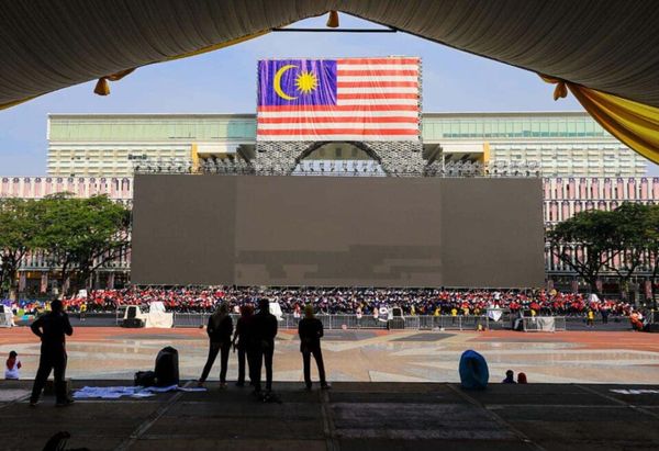 法米:今年国庆庆典布城举行