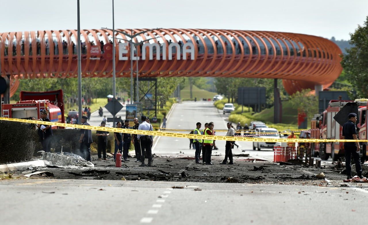 Elmina坠机报告：不慎操作造成飞机失控坠机