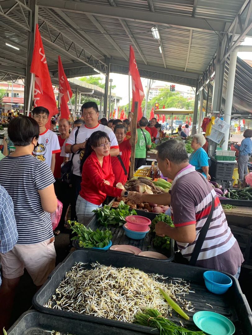 3巴刹谢票感谢选民支持   王诗棋：议员须更努力服务