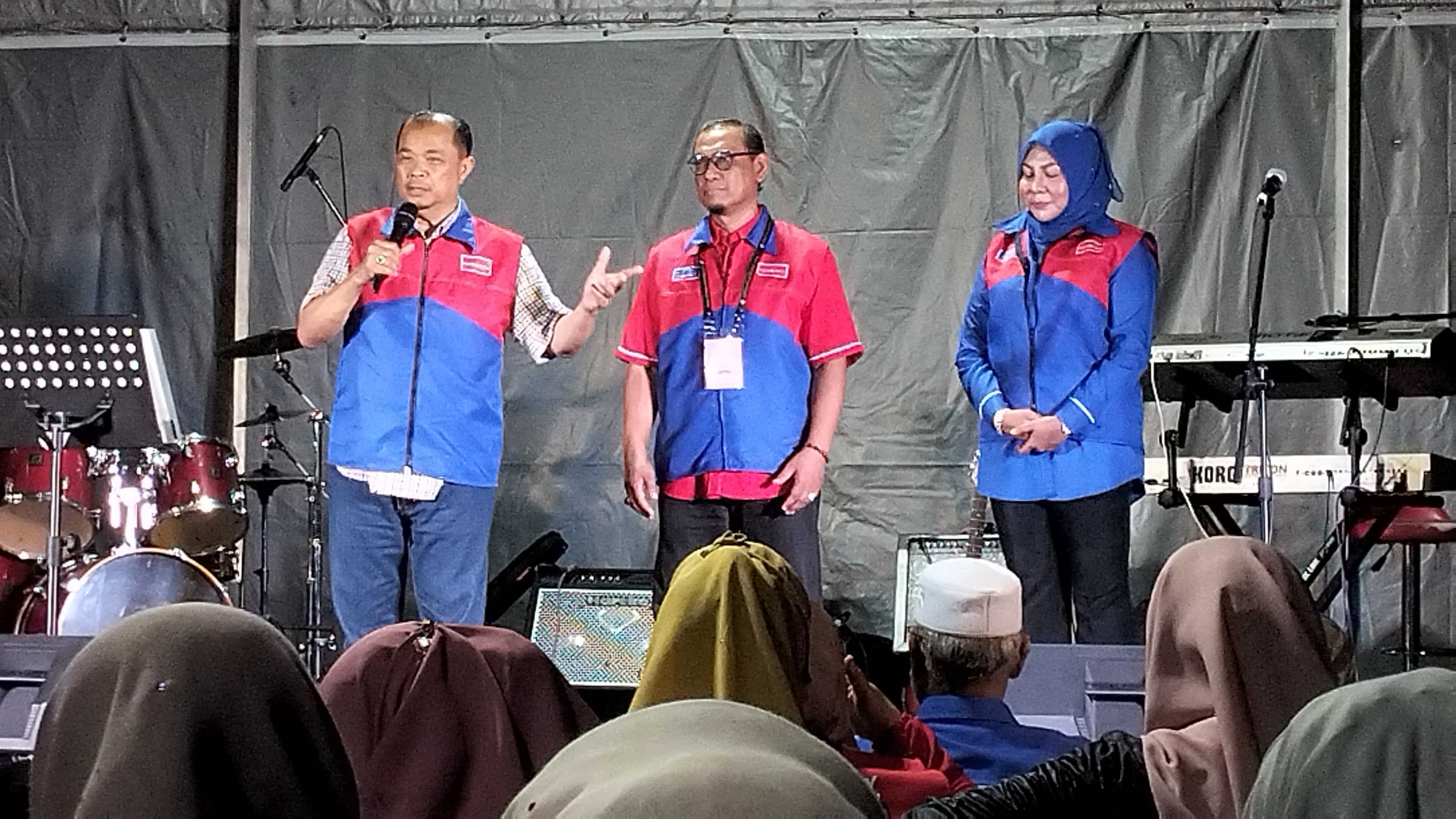 மக்களின் ஒற்றுமை மேம்பாடுக்காக  ஹரப்பான் -பாரிசான் நேசினல்  இணைந்து வேலை செய்யும்