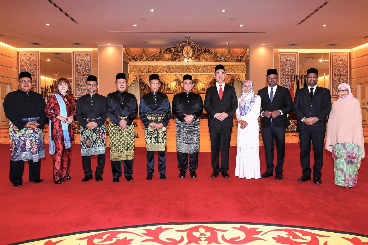 Six new faces among ten Negeri Sembilan exco members sworn in