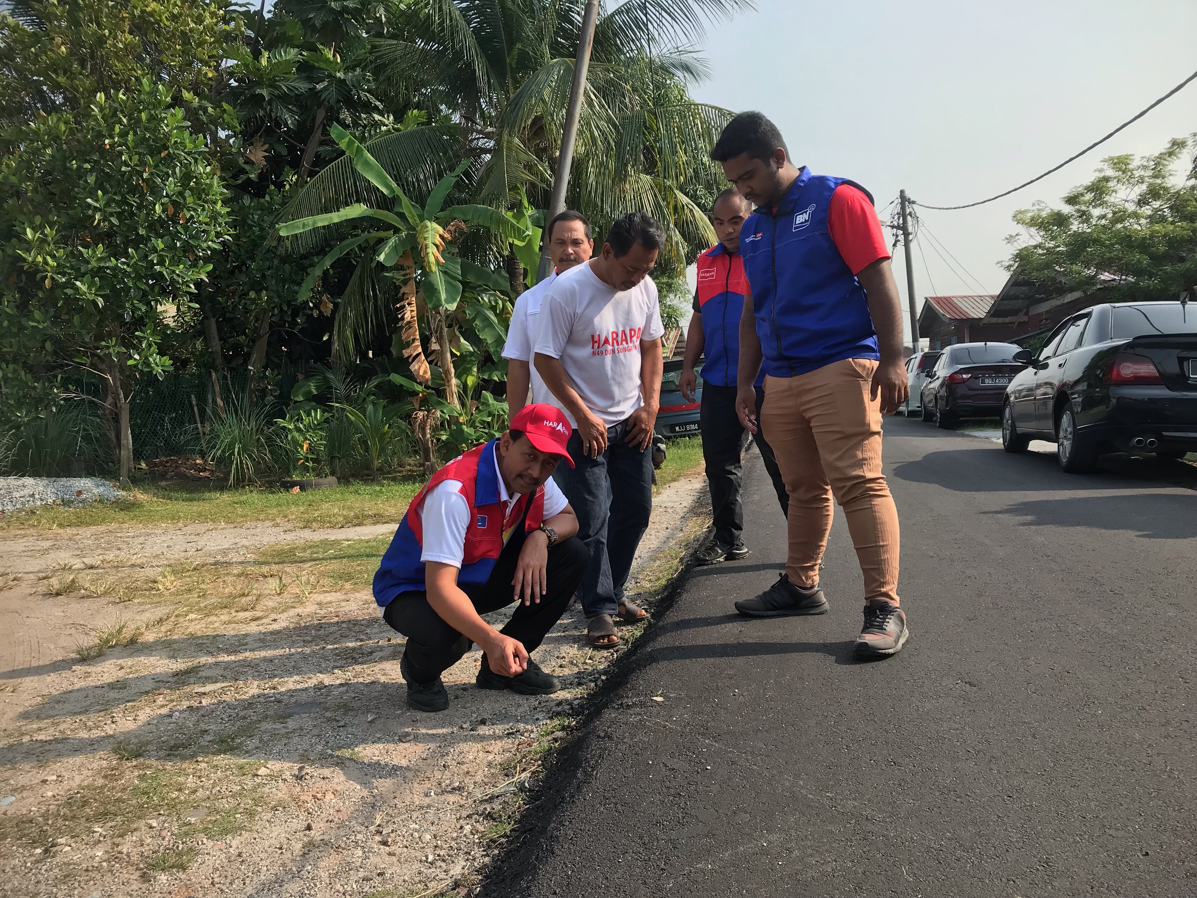 Naik taraf lebih 20 jalan di Kampung Bukit Naga, sedia lampu solar