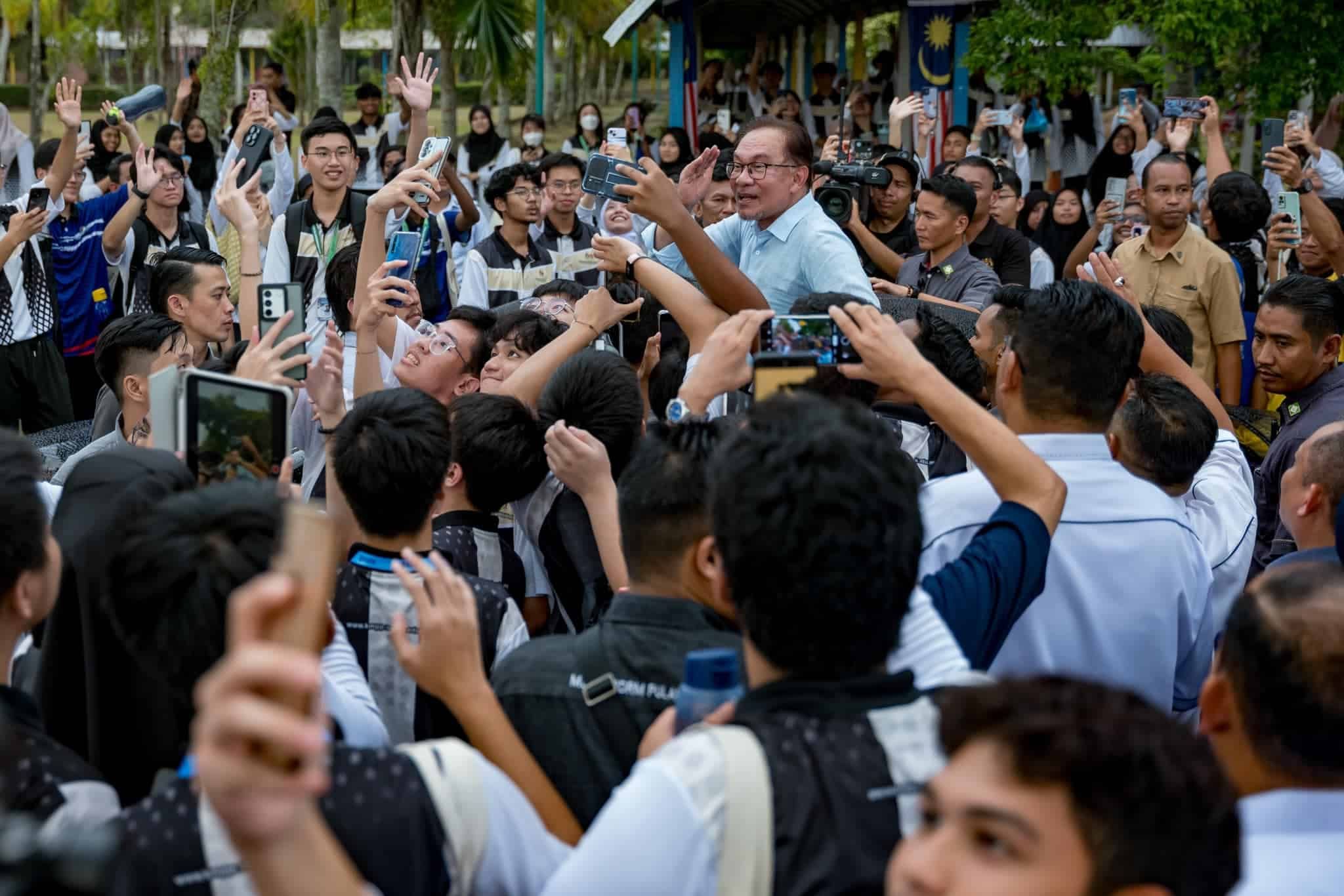 PM urges young voters to choose wisely in state polls, as they shape Malaysian politics