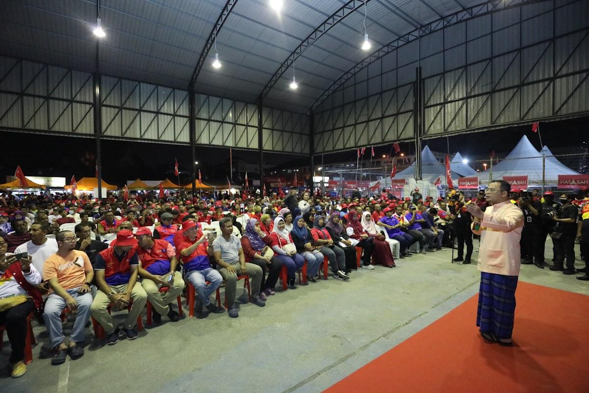 MB seru keluar undi esok, bentuk kerajaan perpaduan di Selangor
