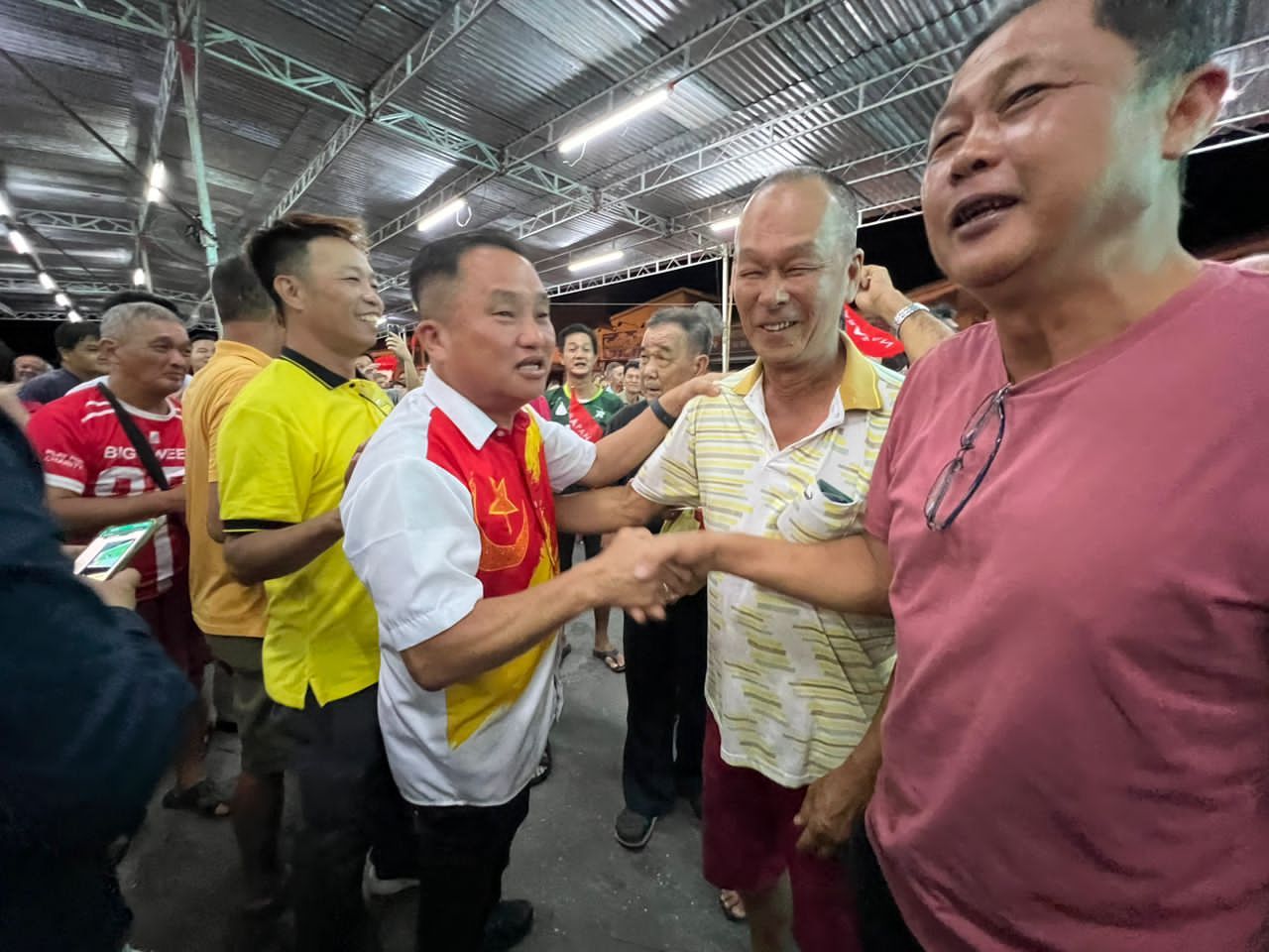 Give Me Five! 黄瑞林感谢选民信赖再创奇迹