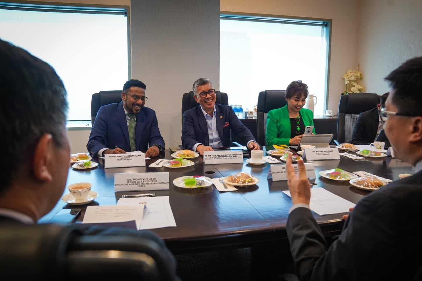 新加坡承诺在马投资200亿 贸工部：数大公司料3年内营运