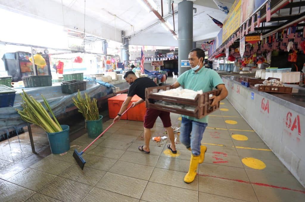 கடந்தாண்டில் தொழில்சார் காயங்கள் 58.9 விழுக்காடு அதிகரிப்பு- புள்ளிவிபரத் துறை தகவல்