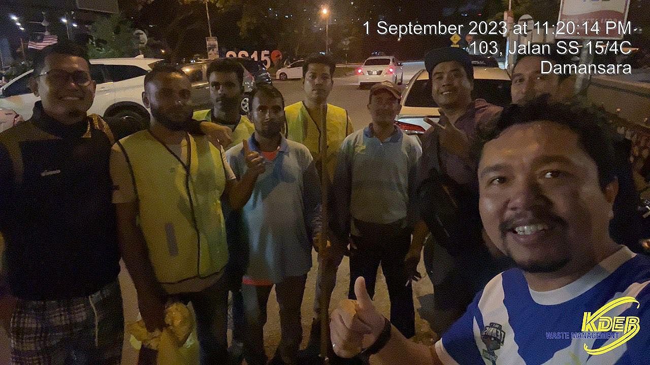 梳邦再也SS15商业区  达鲁益山改至夜间清扫