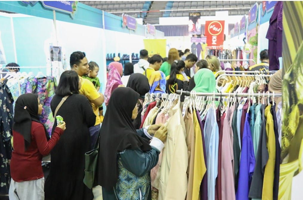 强化土著议程专注创造中产阶级 安华：明年1月办土著经济大会