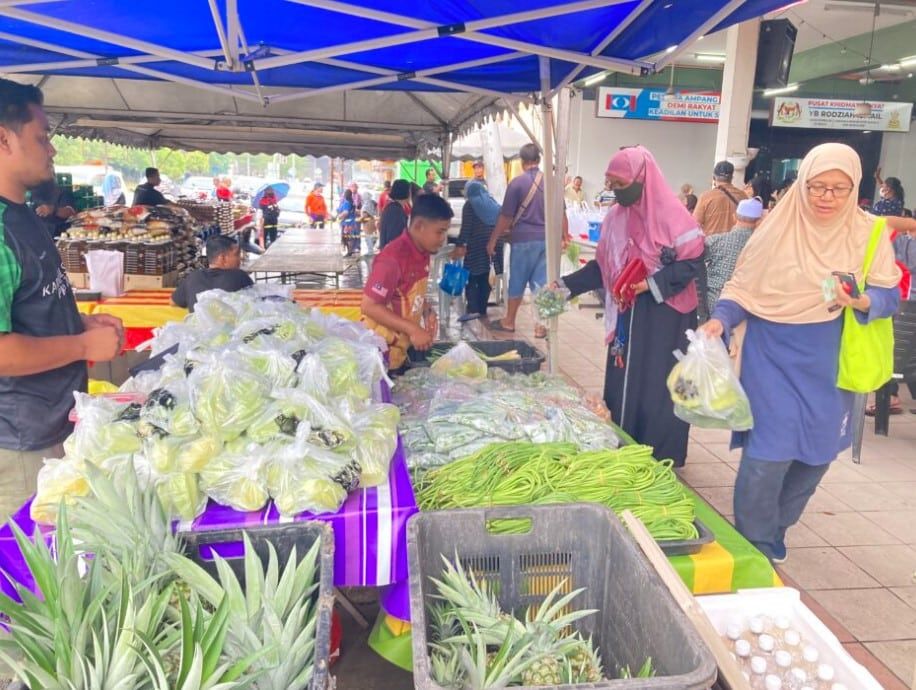 雪水果谷为慈悯市集供应鲜蔬果 方便消费者采购厨房食材