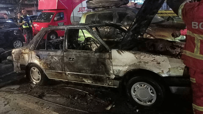 Warga emas ditemui rentung dalam salah sebuah empat kenderaan terbakar