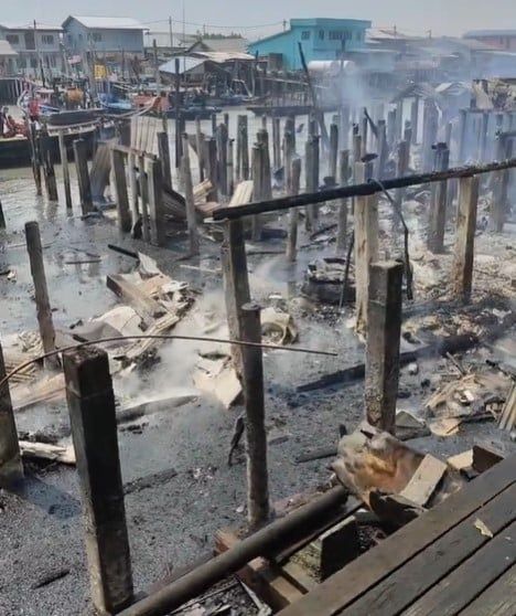 吉胆岛港尾今午退潮遇祝融光顾 渔民灌溉不及.损失惨重