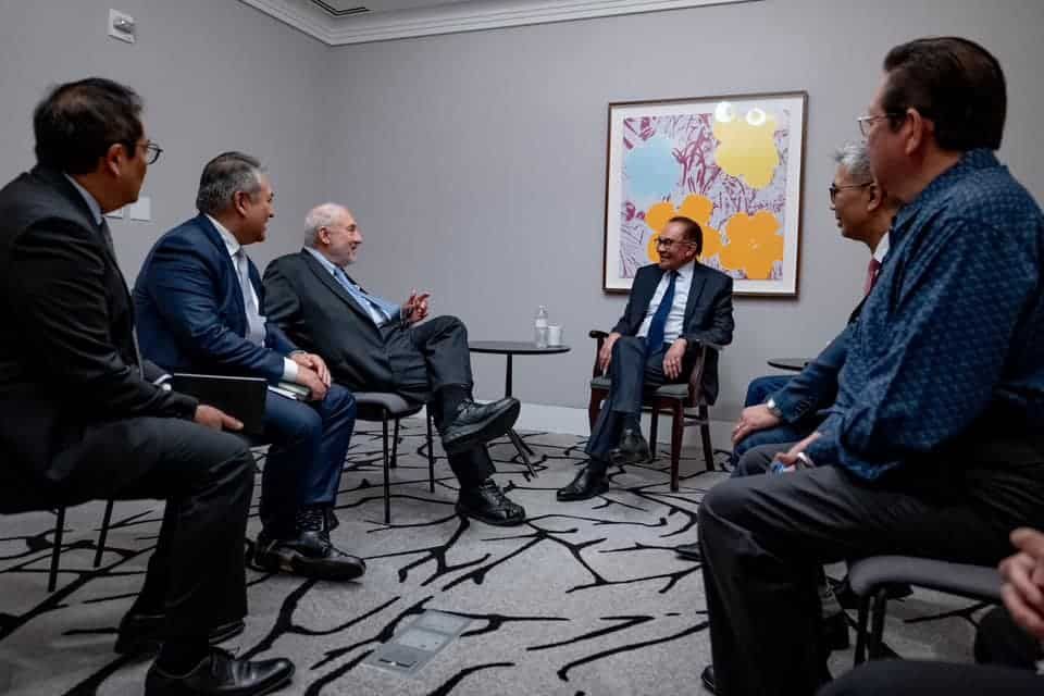 会见美国四巨头公司   安华续为马招商引资