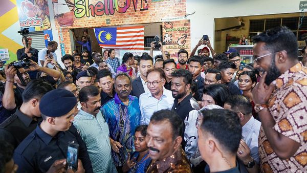 14 ஆண்டு போராட்டத்திற்கு வெற்றி- பாரம்பரியம் தொழில் துறைகளில் அந்நிய தொழிலாளர்களுக்கு அனுமதி!