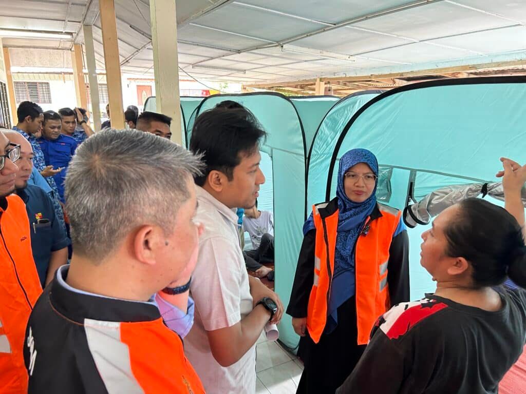 心理辅导峇玲珑灾民 应对灾后创伤及压力