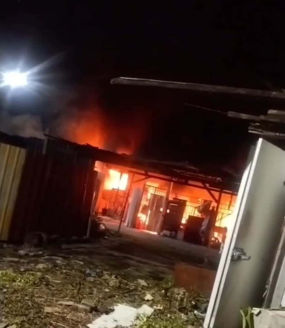 祝融凌晨光顾2甘榜屋 六旬残疾老翁葬身火海